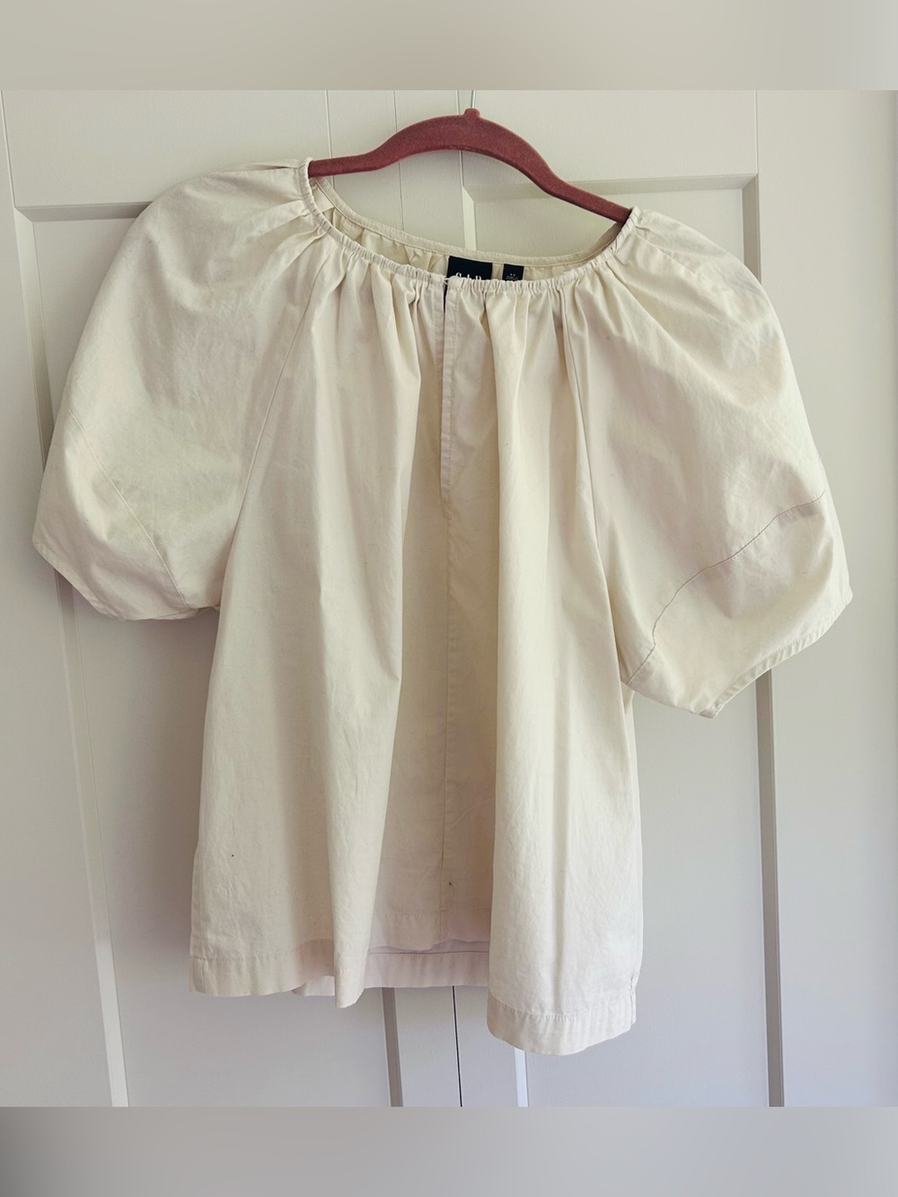 100% cotton poplin short sleeve top